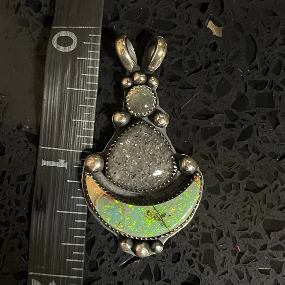 Sterling Silver Monarch Opal Labradorite and Black Sunstone Pendant - Picture 3 of 9
